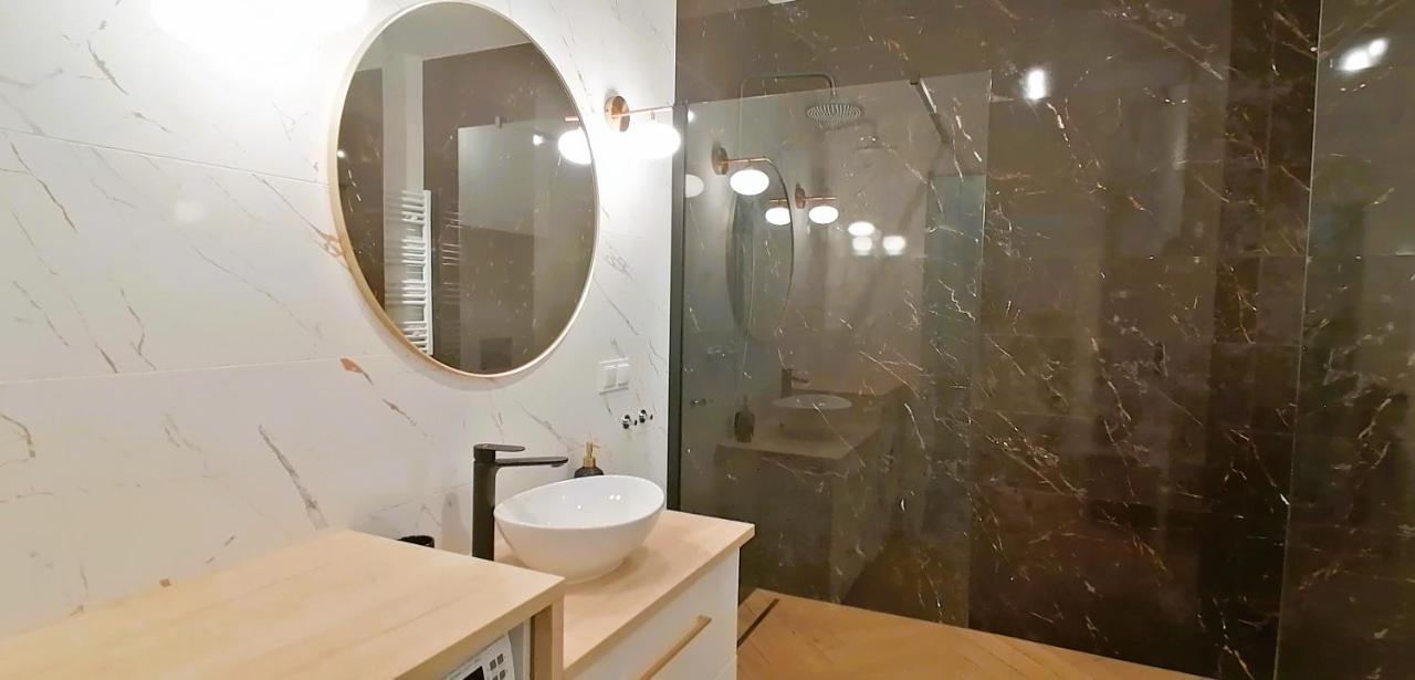 Apartament Ogrody Лешно Экстерьер фото