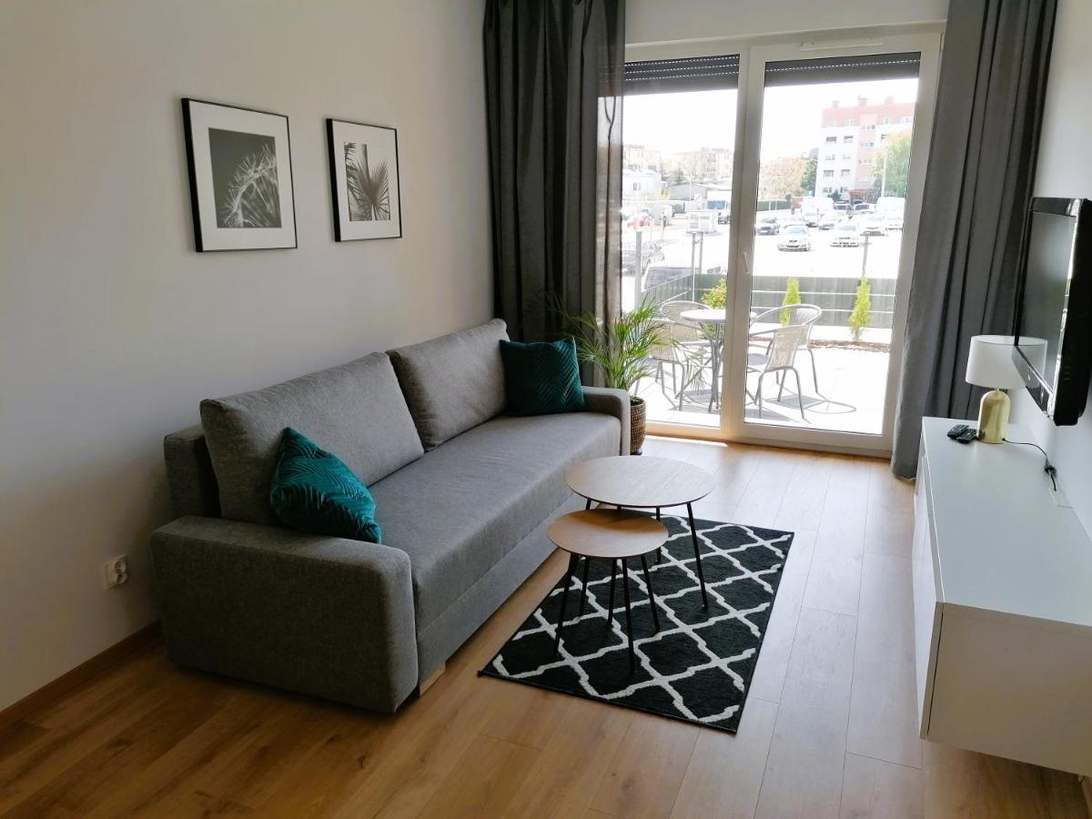 Apartament Ogrody Лешно Экстерьер фото
