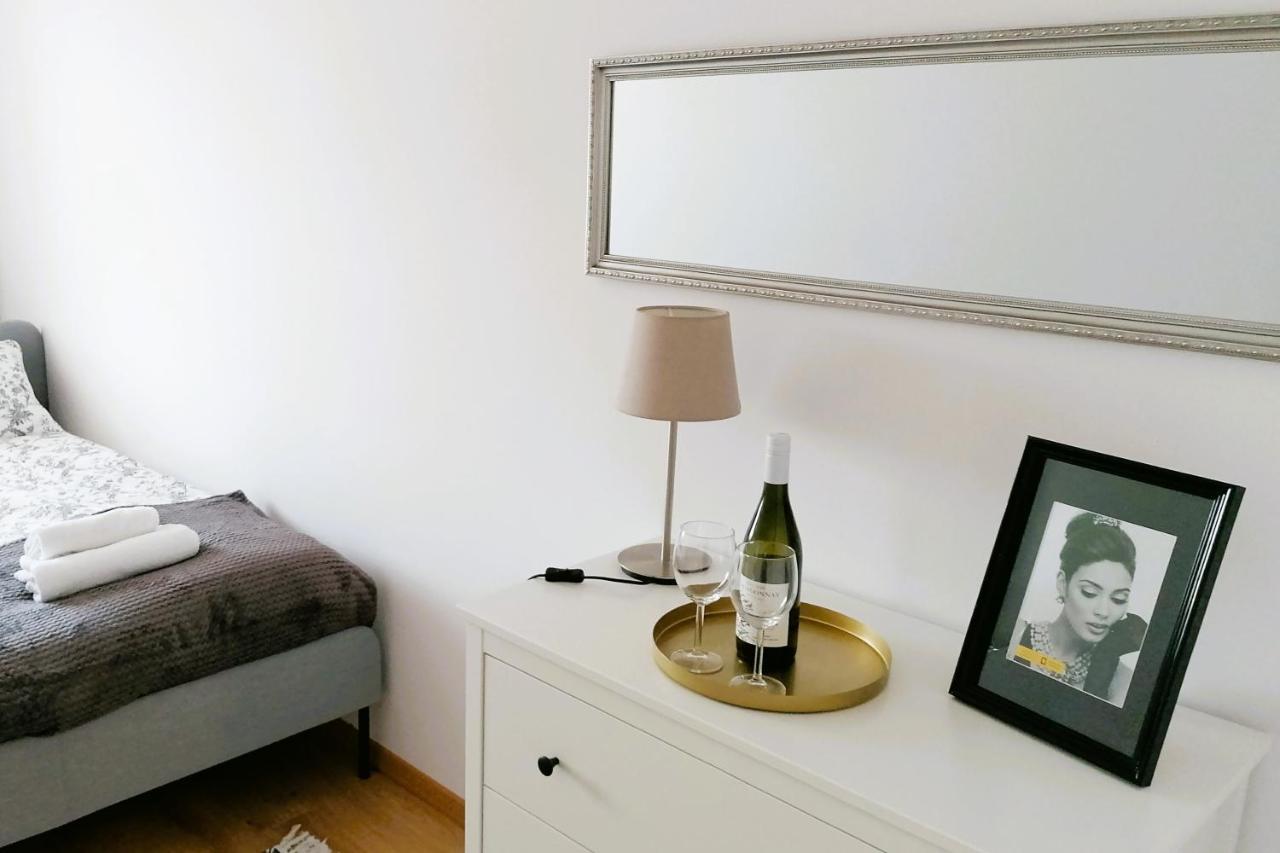 Apartament Ogrody Лешно Экстерьер фото
